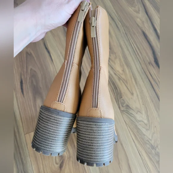 Nwot zby camel tan boots - Picture 4 of 4